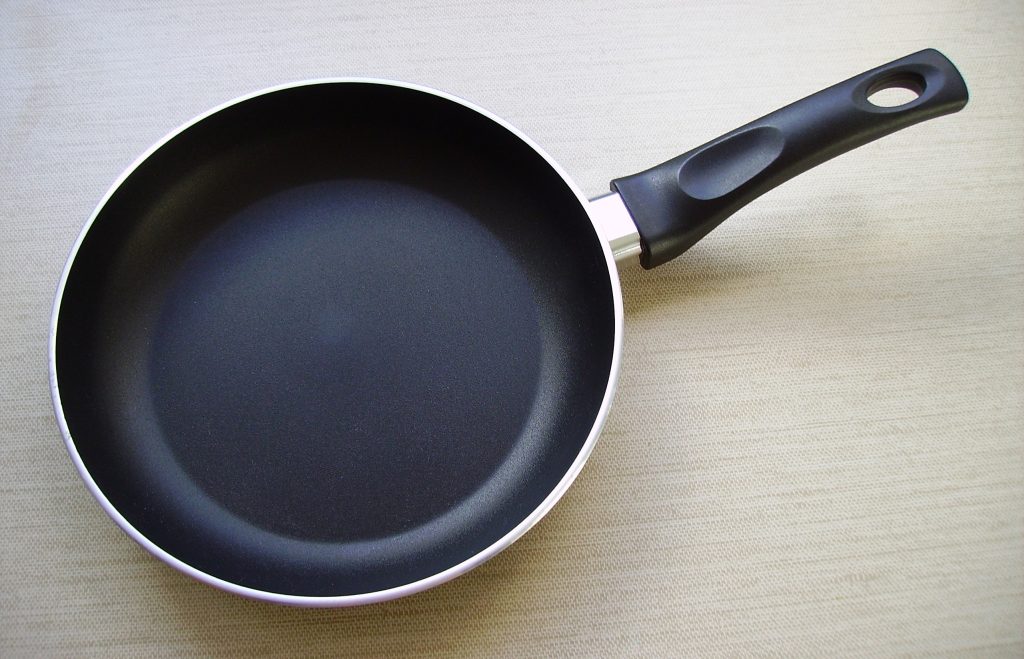 A photograph of a non-stick frying pan.